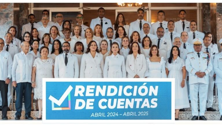 Carolina Mejía exhibe logros durante su quinta rendición de cuentas - Imagen